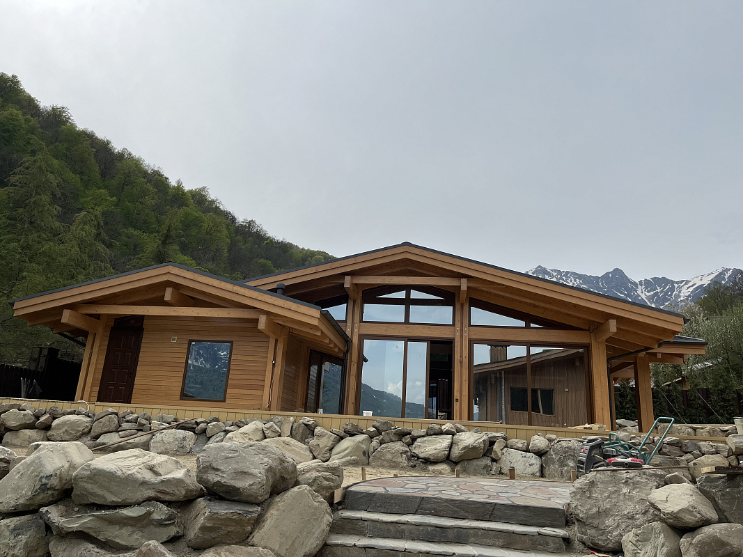 Проект дома "Альпийский спа комплекс в горах"
