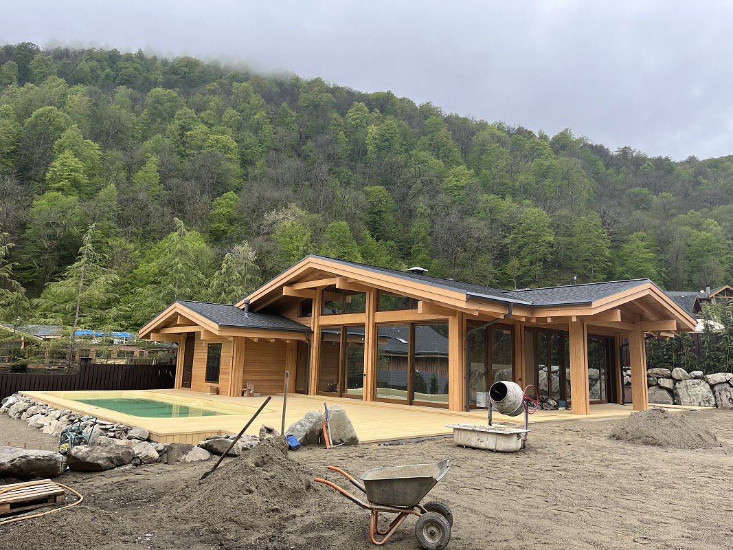 Проект дома "Альпийский спа комплекс в горах"